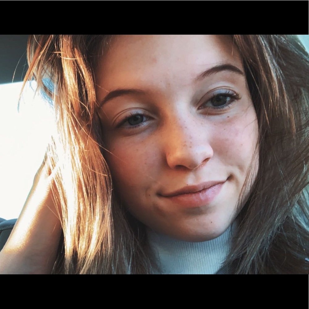 Meet your Posher, Hailey